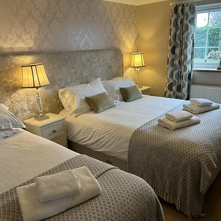 The Blackamoor 3* Bishop Monkton