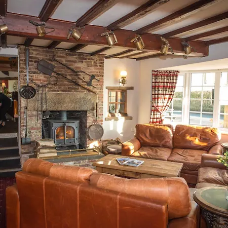 The Blackamoor 3* Bishop Monkton