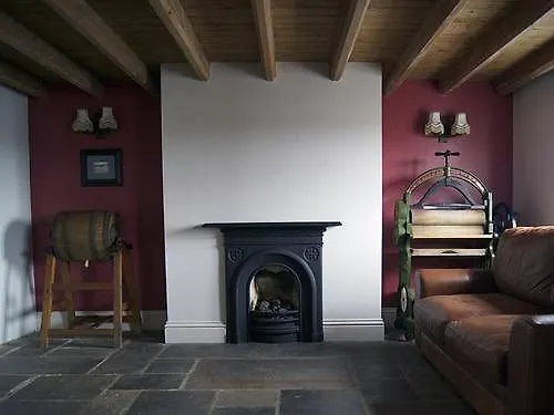 The Blackamoor Inn Hotel